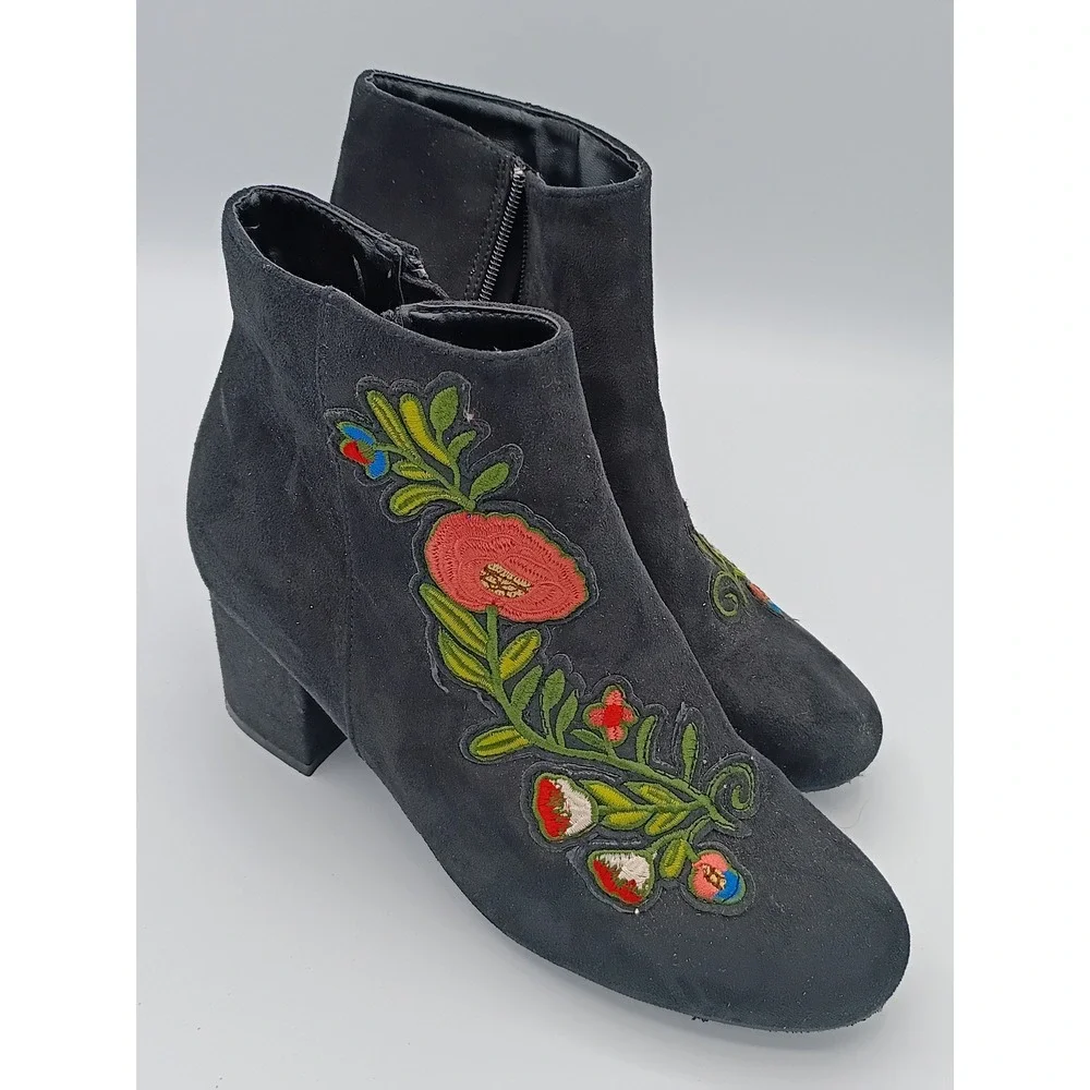 Bamboo Women Floral Embroidered Ankle Boots Black 7.5 Block Heel Boho